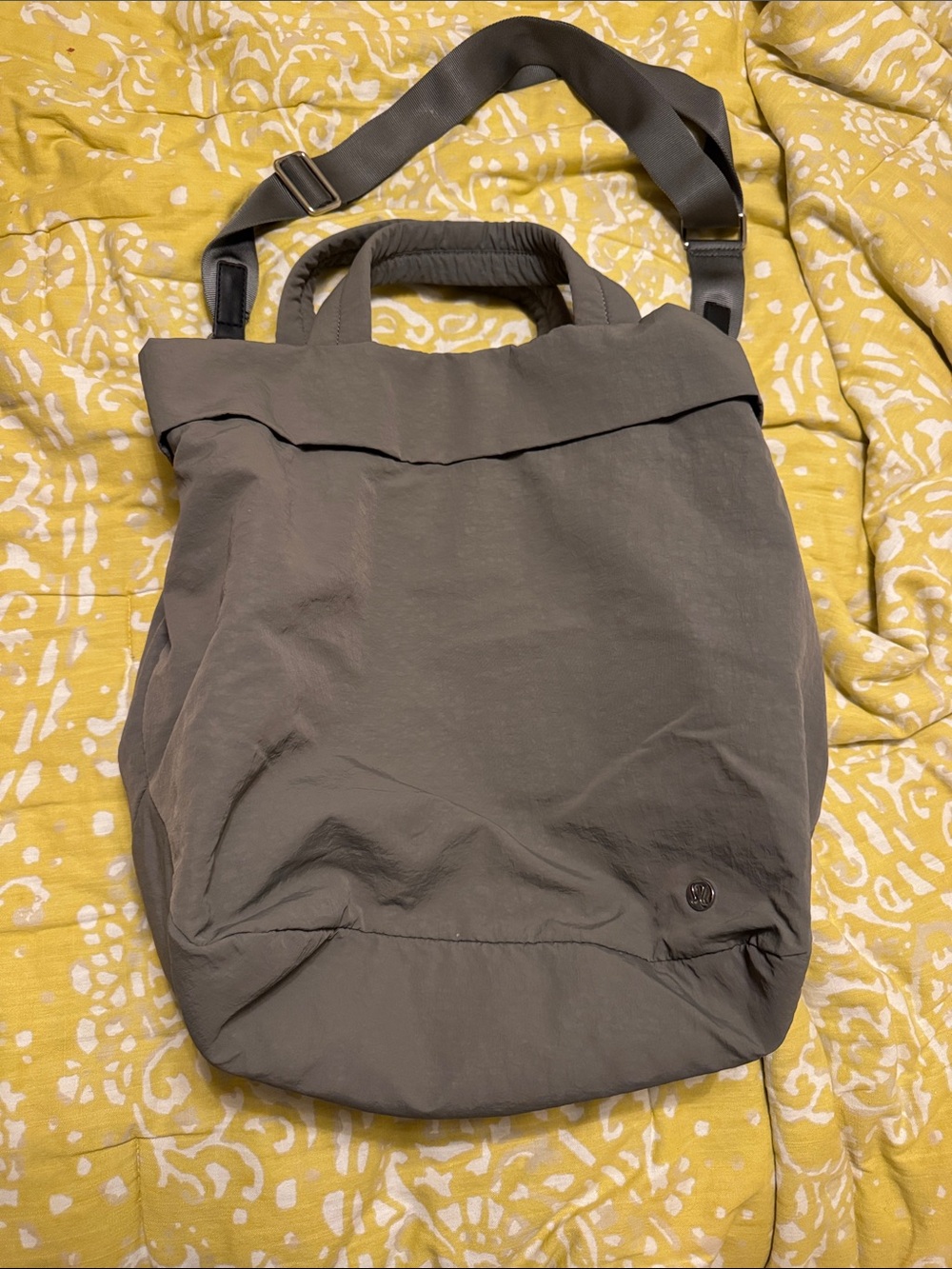 lululemon athletica Olive Green Convertible Tote with Adjustable Strap